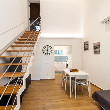 White Home 카스텔라마레델골포 외부 사진