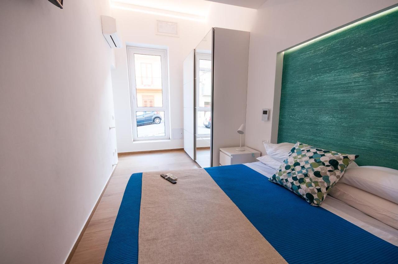 White Home 카스텔라마레델골포 외부 사진
