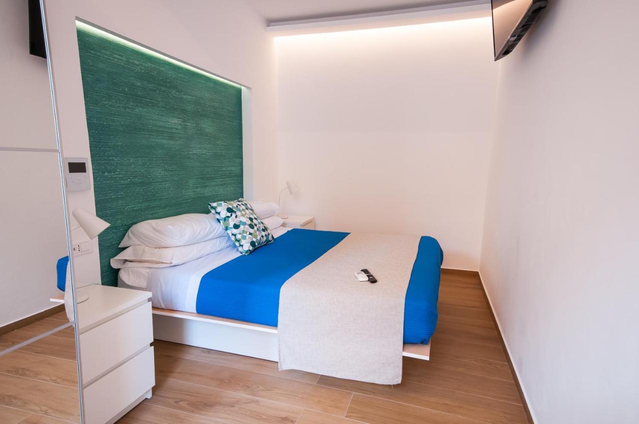 White Home 카스텔라마레델골포 외부 사진